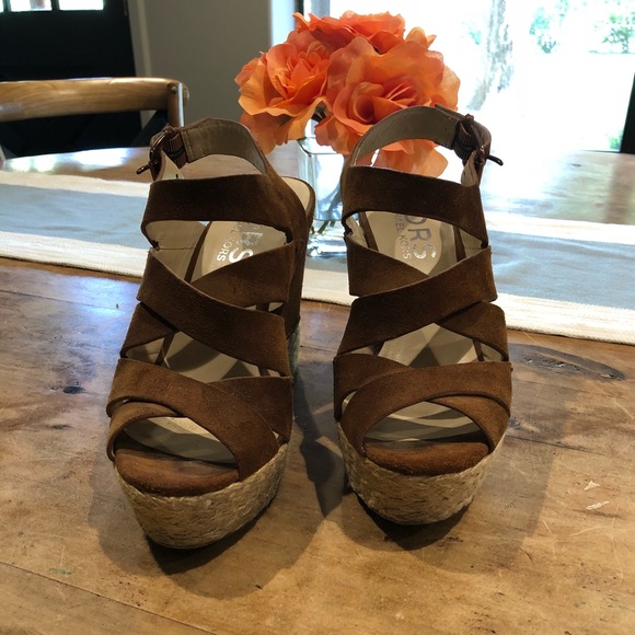 Michael Kors Suede Wedges - Picture 2 of 6